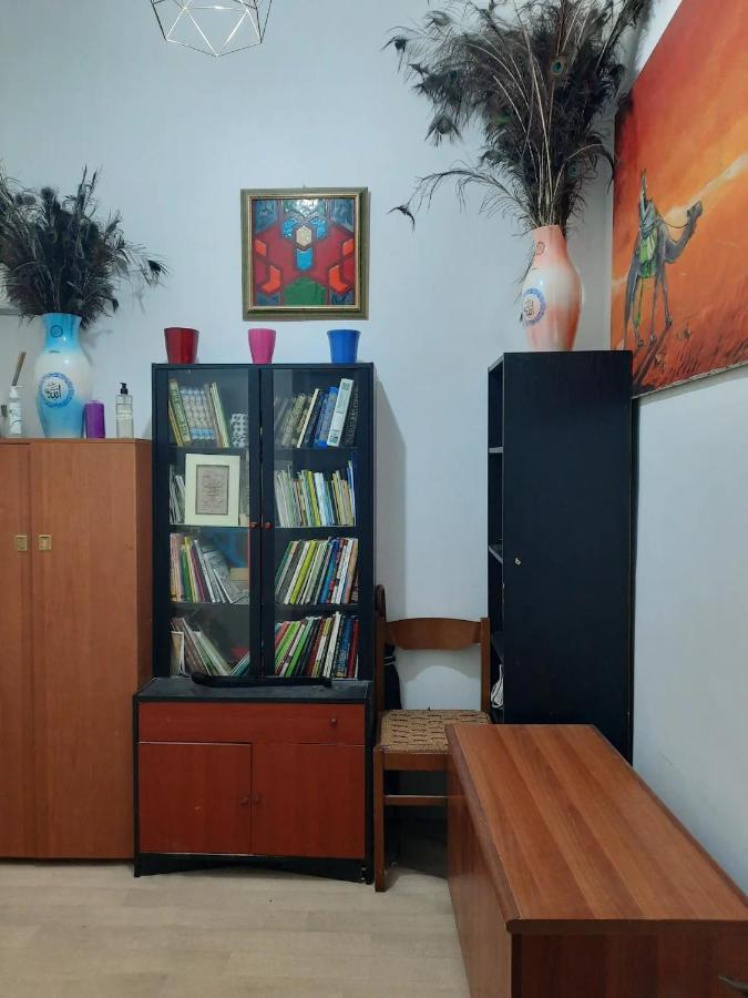 Private Room In A Quiet Apartment In The City Center Milano Eksteriør billede